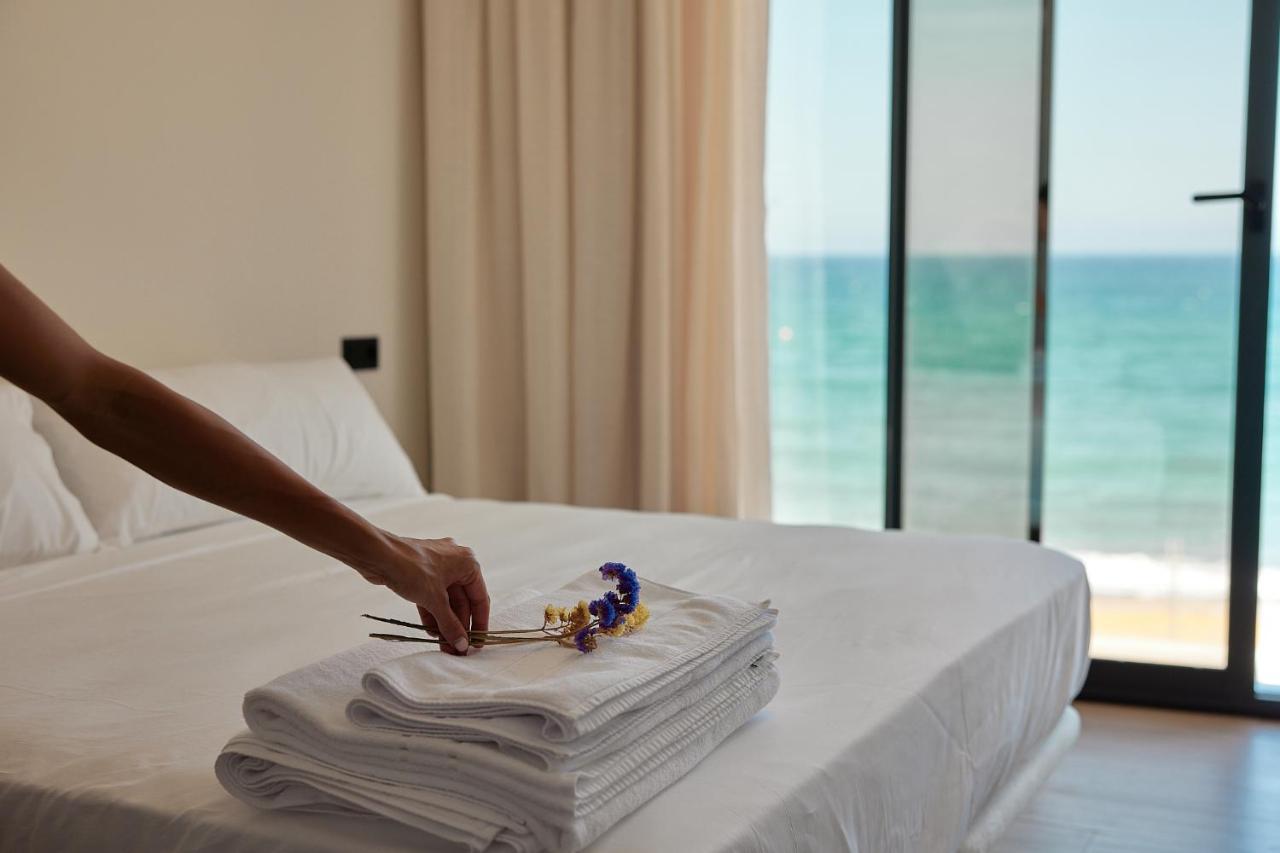 קרבונראס Ancon Suites מראה חיצוני תמונה