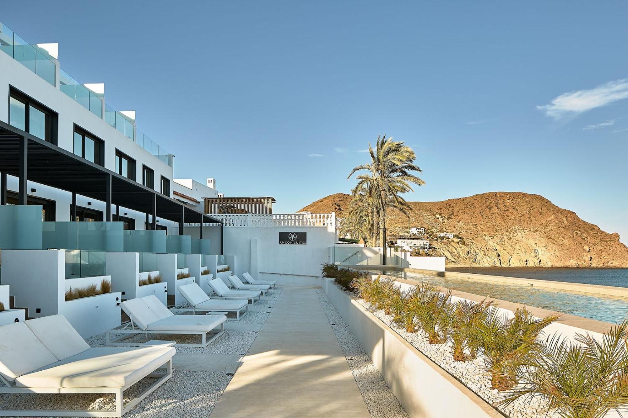 קרבונראס Ancon Suites מראה חיצוני תמונה